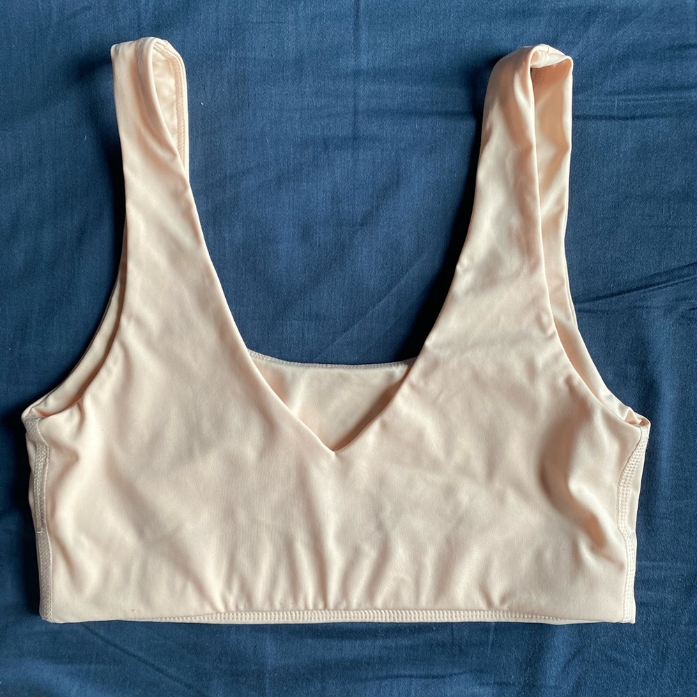 Girlfriend Collective Scoop Bralette in Shell
